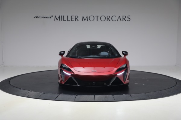 Used 2023 McLaren Artura Performance for sale $179,900 at Miller Motorcars Aston Martin in Greenwich CT 06830 12