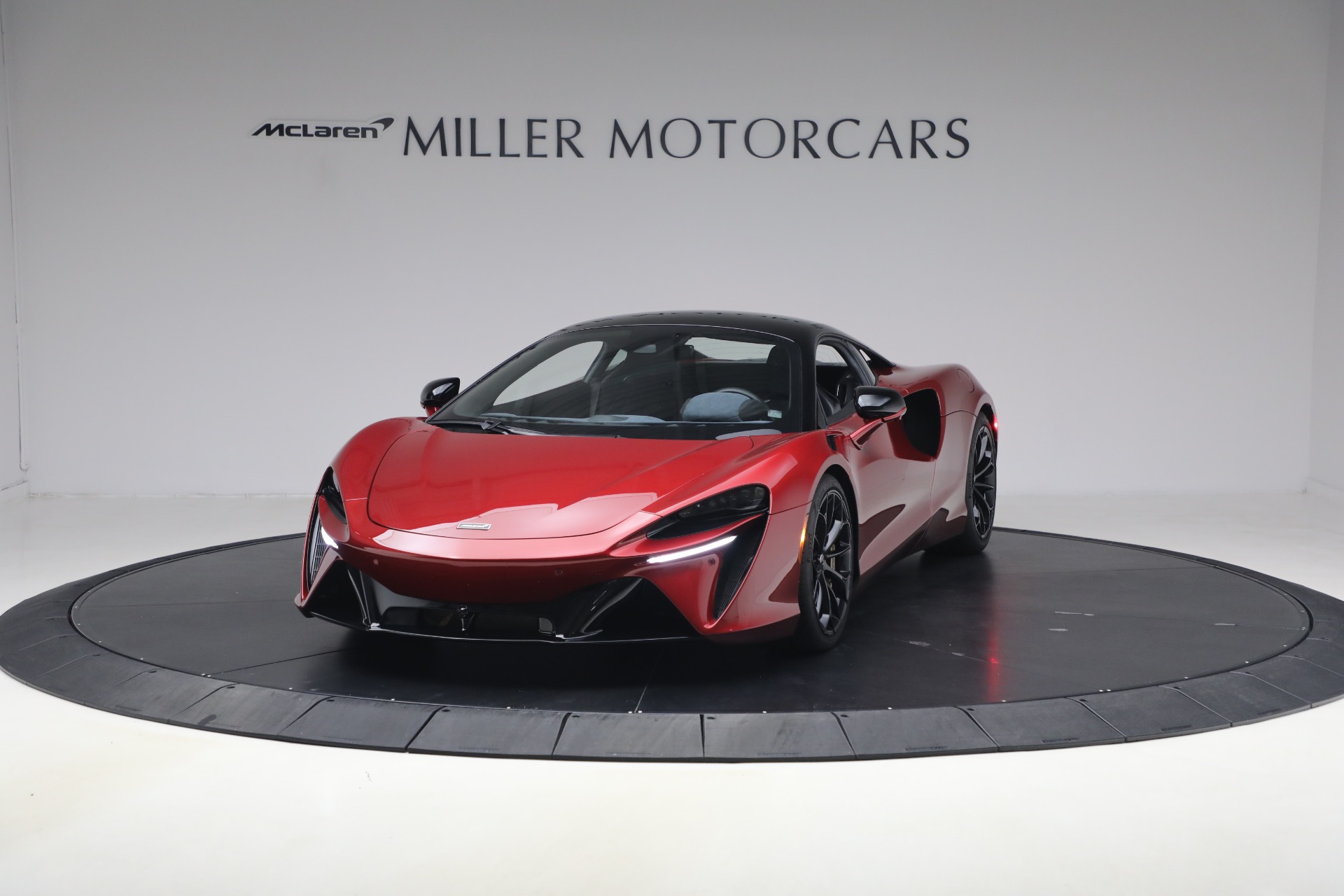 Used 2023 McLaren Artura Performance for sale $179,900 at Miller Motorcars Aston Martin in Greenwich CT 06830 1