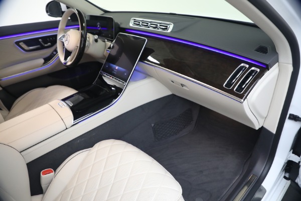 Used 2026 Mercedes-Benz S-Class S 580 4MATIC for sale $125,900 at Miller Motorcars Aston Martin in Greenwich CT 06830 23