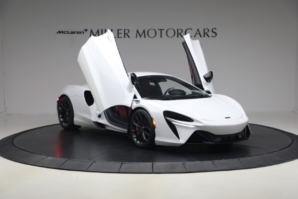 Used 2023 McLaren Artura TechLux for sale $164,900 at Miller Motorcars Aston Martin in Greenwich CT 06830 20