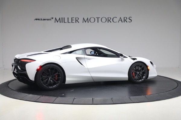Used 2023 McLaren Artura TechLux for sale $164,900 at Miller Motorcars Aston Martin in Greenwich CT 06830 8