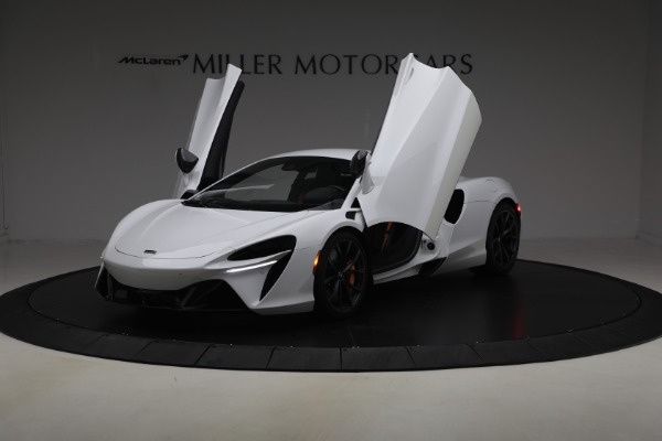 Used 2023 McLaren Artura Performance for sale $164,900 at Miller Motorcars Aston Martin in Greenwich CT 06830 14