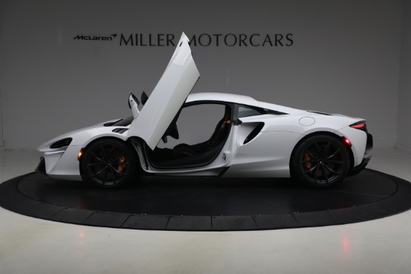 Used 2023 McLaren Artura Performance for sale $164,900 at Miller Motorcars Aston Martin in Greenwich CT 06830 15