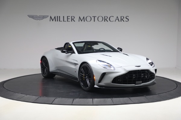 New 2026 Aston Martin Vantage S Roadster for sale $261,400 at Miller Motorcars Aston Martin in Greenwich CT 06830 11