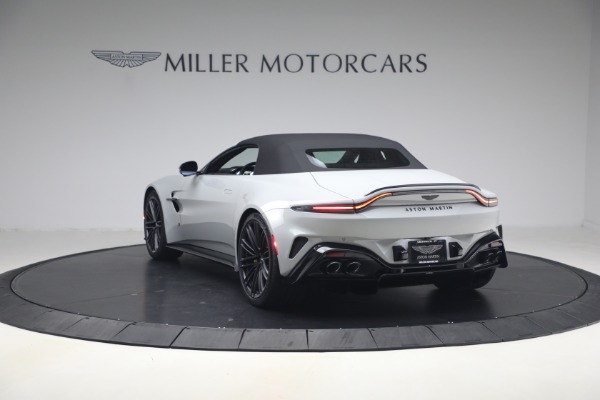 New 2026 Aston Martin Vantage S Roadster for sale $261,400 at Miller Motorcars Aston Martin in Greenwich CT 06830 17