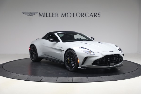 New 2026 Aston Martin Vantage S Roadster for sale $261,400 at Miller Motorcars Aston Martin in Greenwich CT 06830 23