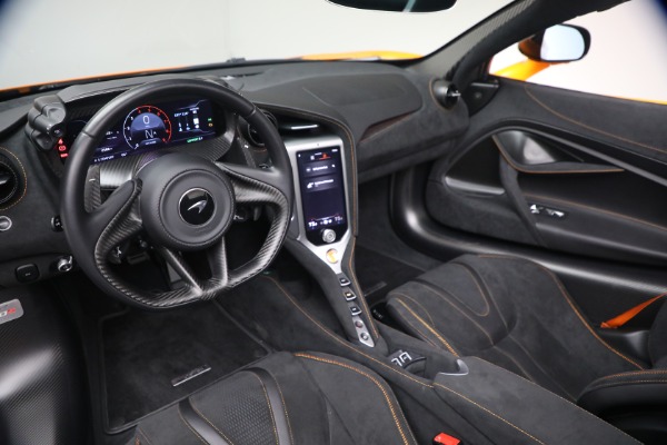 Used 2025 McLaren 750S Spider Performance for sale $369,900 at Miller Motorcars Aston Martin in Greenwich CT 06830 23