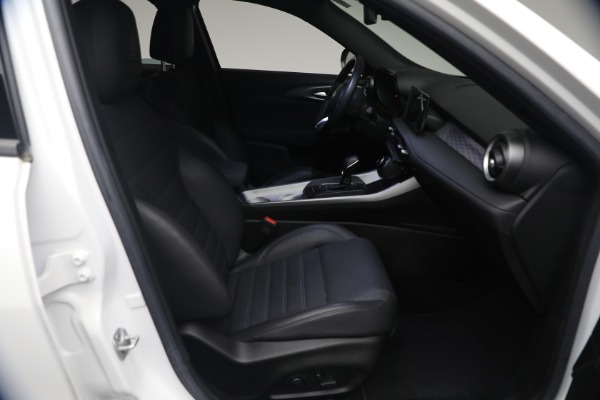 Used 2024 Alfa Romeo Tonale Hybrid Ti for sale $28,900 at Miller Motorcars Aston Martin in Greenwich CT 06830 14