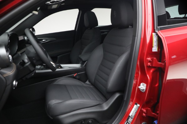 New 2026 Alfa Romeo Tonale Sprint for sale $46,935 at Miller Motorcars Aston Martin in Greenwich CT 06830 15