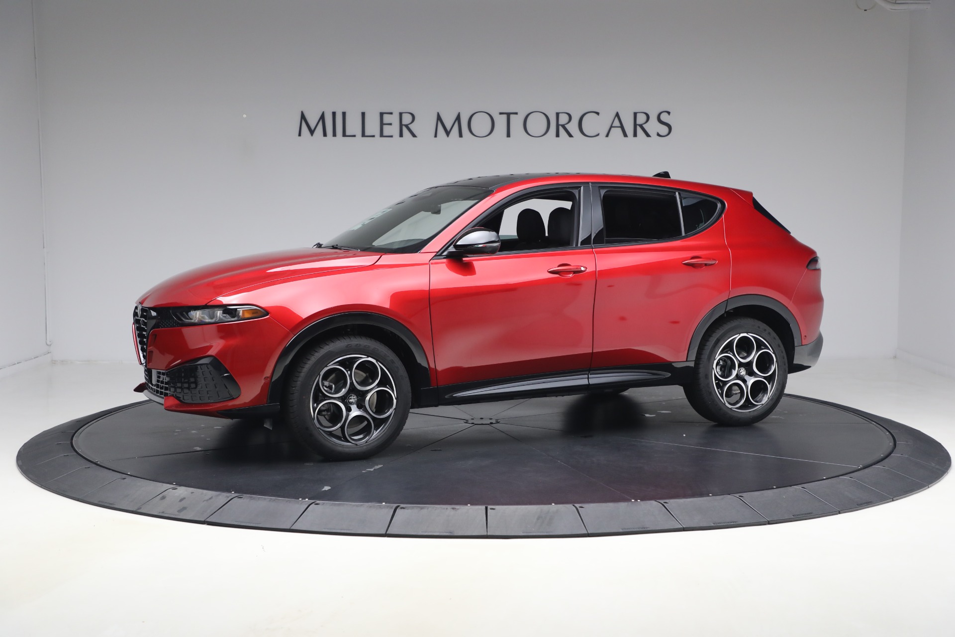 New 2026 Alfa Romeo Tonale Sprint for sale $46,935 at Miller Motorcars Aston Martin in Greenwich CT 06830 1
