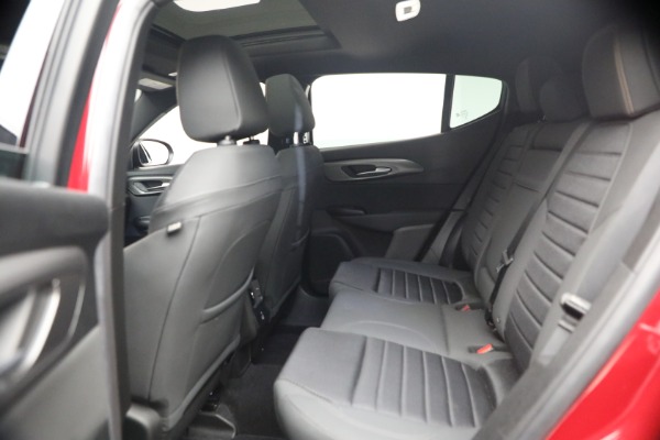 Used 2024 Alfa Romeo Tonale Hybrid Ti for sale $29,900 at Miller Motorcars Aston Martin in Greenwich CT 06830 18