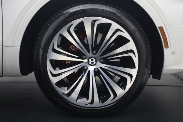 Used 2022 Bentley Bentayga V8 for sale $137,900 at Miller Motorcars Aston Martin in Greenwich CT 06830 17