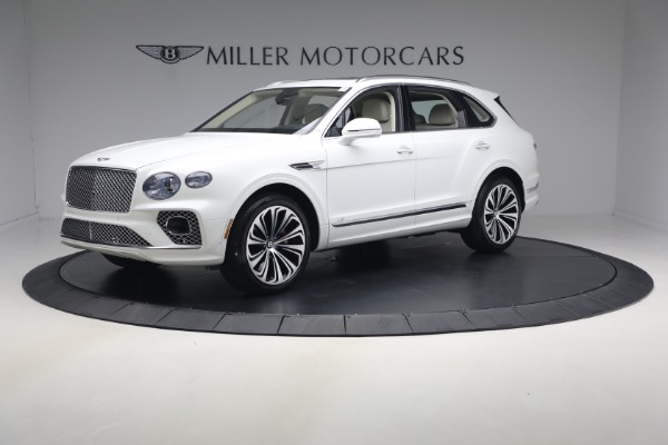 Used 2022 Bentley Bentayga V8 for sale $137,900 at Miller Motorcars Aston Martin in Greenwich CT 06830 2