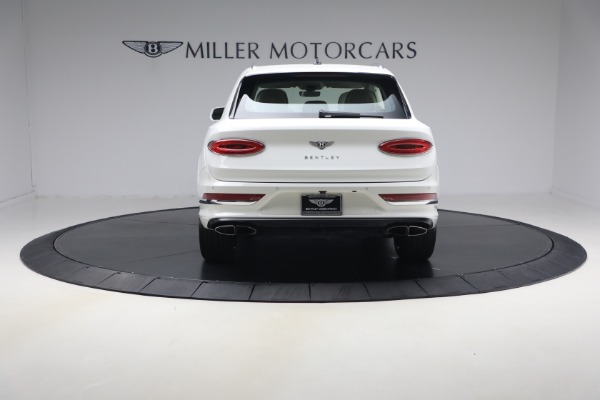 Used 2022 Bentley Bentayga V8 for sale $137,900 at Miller Motorcars Aston Martin in Greenwich CT 06830 6