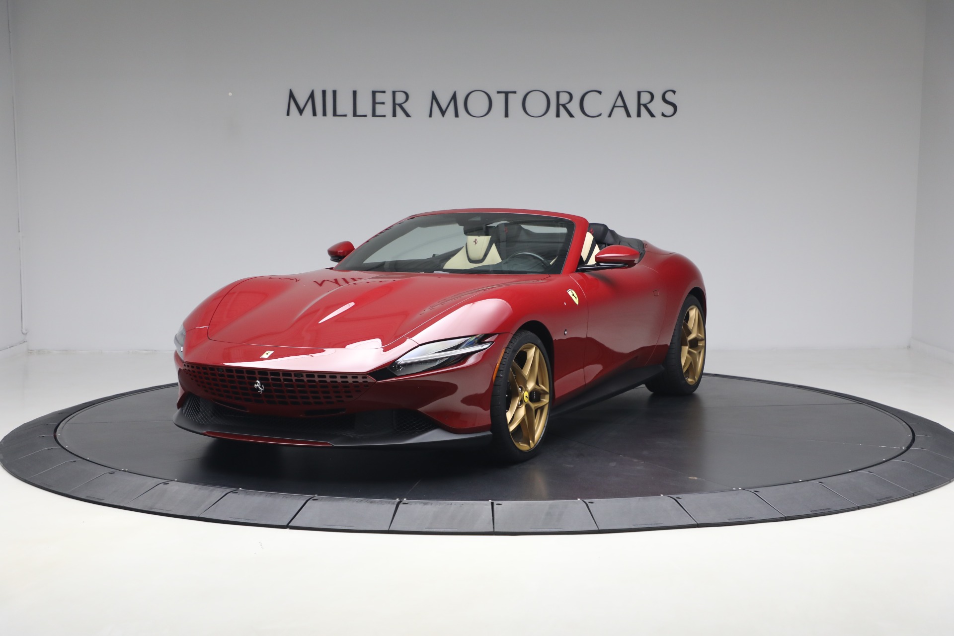 Used 2025 Ferrari Roma Spider for sale $317,900 at Miller Motorcars Aston Martin in Greenwich CT 06830 1