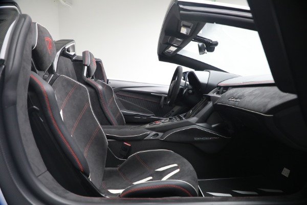 Used 2017 Lamborghini Centenario Roadster for sale $3,995,000 at Miller Motorcars Aston Martin in Greenwich CT 06830 14