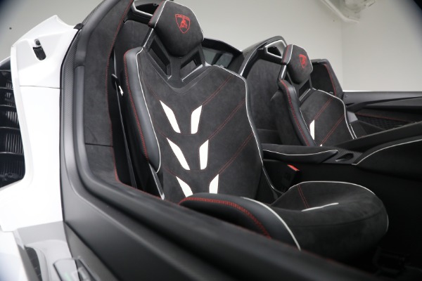 Used 2017 Lamborghini Centenario Roadster for sale $3,995,000 at Miller Motorcars Aston Martin in Greenwich CT 06830 15