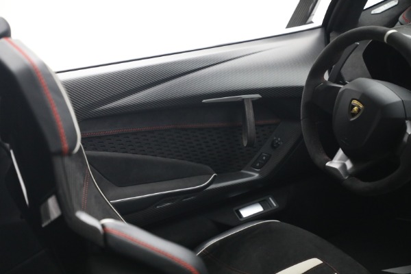 Used 2017 Lamborghini Centenario Roadster for sale $3,995,000 at Miller Motorcars Aston Martin in Greenwich CT 06830 22
