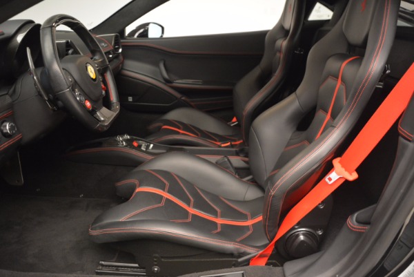 Used 2013 Ferrari 458 Italia for sale Sold at Aston Martin of Greenwich in Greenwich CT 06830 14