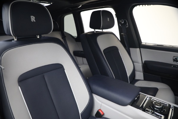 Used 2022 Rolls-Royce Black Badge Cullinan for sale $299,900 at Miller Motorcars Aston Martin in Greenwich CT 06830 20