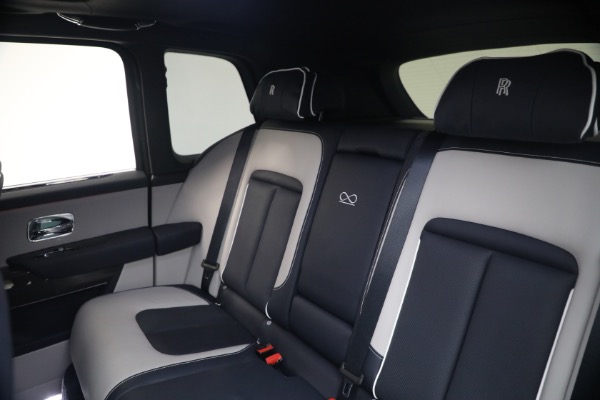 Used 2022 Rolls-Royce Black Badge Cullinan for sale $299,900 at Miller Motorcars Aston Martin in Greenwich CT 06830 21