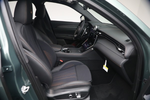 New 2026 Maserati Grecale Modena V6 for sale $96,825 at Miller Motorcars Aston Martin in Greenwich CT 06830 16
