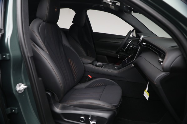 New 2026 Maserati Grecale Modena V6 for sale $96,825 at Miller Motorcars Aston Martin in Greenwich CT 06830 17