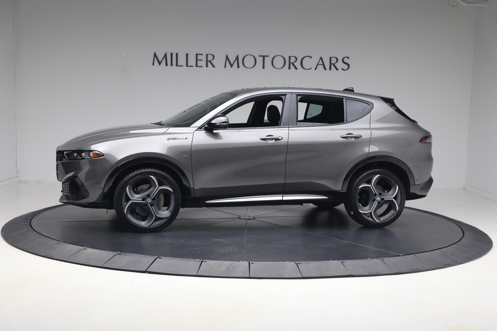 New 2026 Alfa Romeo Tonale Sport Speciale for sale $49,885 at Miller Motorcars Aston Martin in Greenwich CT 06830 1