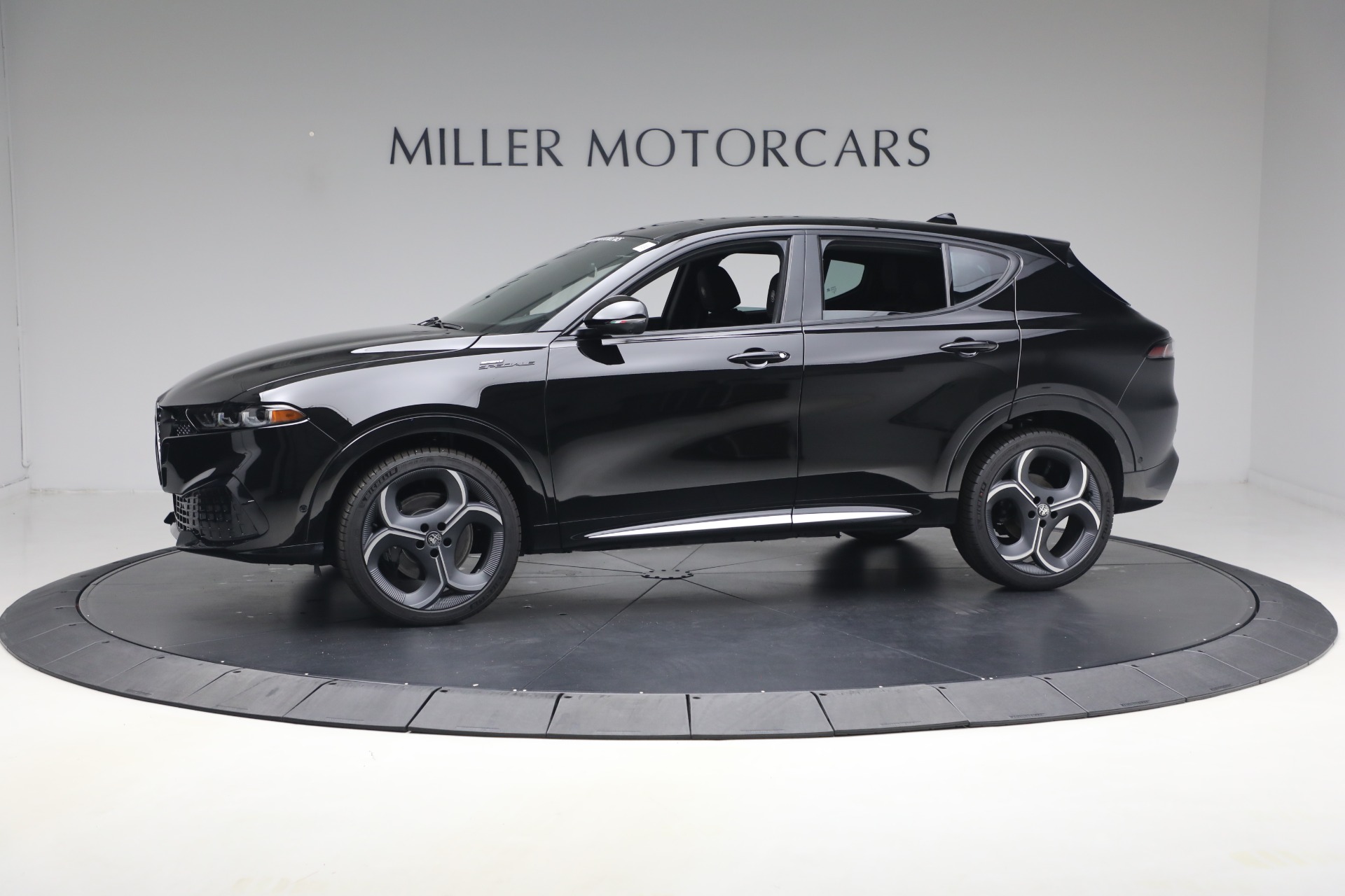 New 2026 Alfa Romeo Tonale Sport Speciale for sale $49,790 at Miller Motorcars Aston Martin in Greenwich CT 06830 1