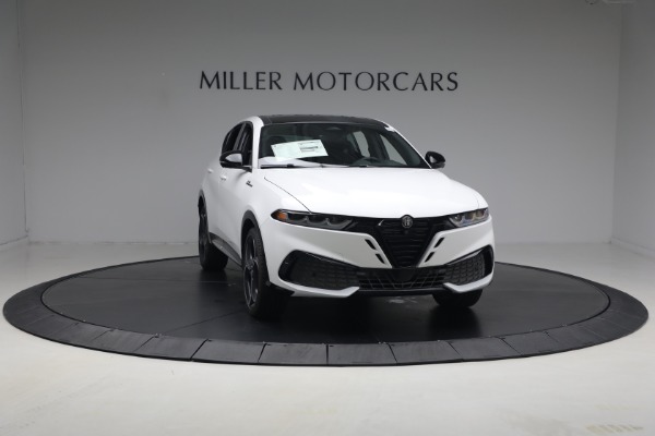 New 2026 Alfa Romeo Tonale Sport Speciale for sale $49,190 at Miller Motorcars Aston Martin in Greenwich CT 06830 11