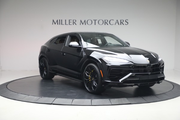 Used 2025 Lamborghini Urus SE for sale $305,900 at Miller Motorcars Aston Martin in Greenwich CT 06830 11