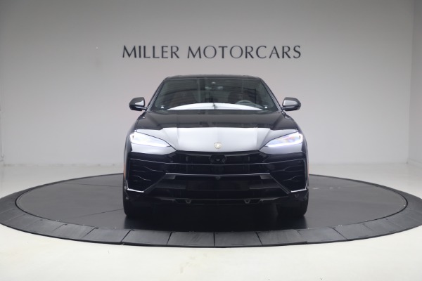 Used 2025 Lamborghini Urus SE for sale $305,900 at Miller Motorcars Aston Martin in Greenwich CT 06830 12
