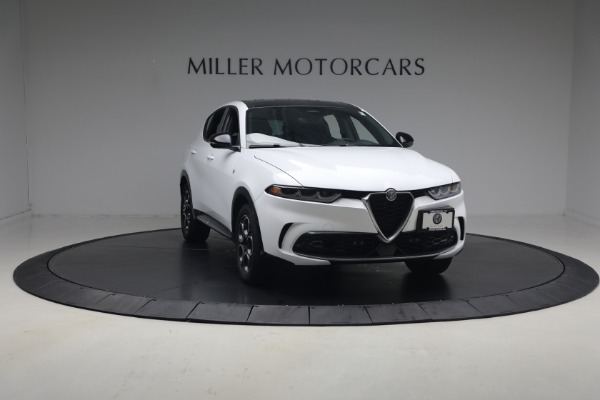 Used 2024 Alfa Romeo Tonale Hybrid Ti for sale $26,900 at Miller Motorcars Aston Martin in Greenwich CT 06830 10
