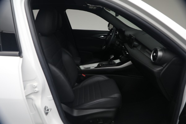 Used 2024 Alfa Romeo Tonale Hybrid Ti for sale $26,900 at Miller Motorcars Aston Martin in Greenwich CT 06830 16