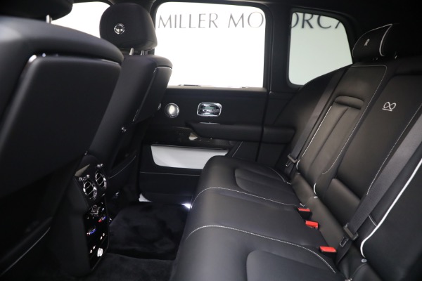 New 2027 Rolls-Royce Black Badge Cullinan for sale $576,350 at Miller Motorcars Aston Martin in Greenwich CT 06830 27