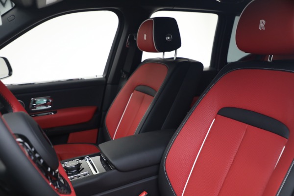 New 2027 Rolls-Royce Black Badge Cullinan for sale $588,050 at Miller Motorcars Aston Martin in Greenwich CT 06830 17