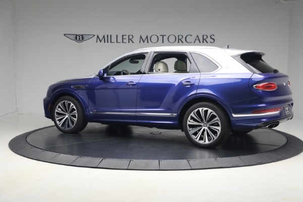 Used 2022 Bentley Bentayga V8 for sale $129,900 at Miller Motorcars Aston Martin in Greenwich CT 06830 4