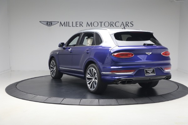 Used 2022 Bentley Bentayga V8 for sale $129,900 at Miller Motorcars Aston Martin in Greenwich CT 06830 5