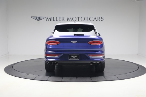Used 2022 Bentley Bentayga V8 for sale $129,900 at Miller Motorcars Aston Martin in Greenwich CT 06830 6
