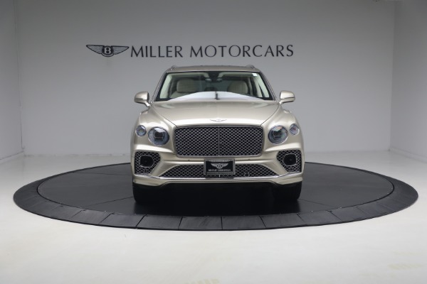Used 2021 Bentley Bentayga V8 for sale $119,900 at Miller Motorcars Aston Martin in Greenwich CT 06830 12