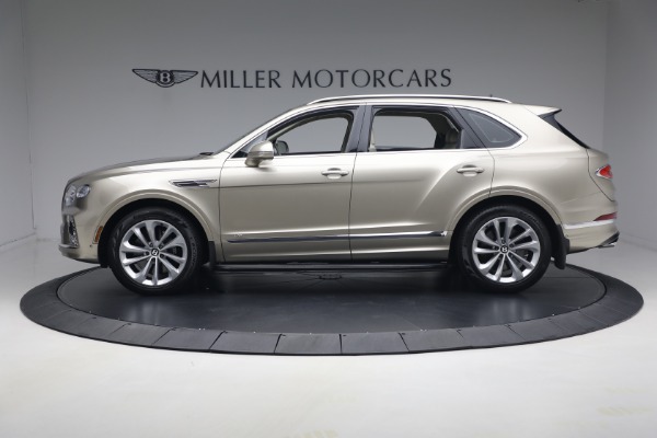 Used 2021 Bentley Bentayga V8 for sale $119,900 at Miller Motorcars Aston Martin in Greenwich CT 06830 3