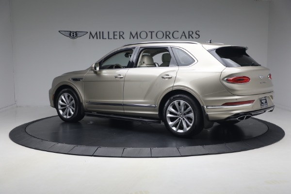 Used 2021 Bentley Bentayga V8 for sale $119,900 at Miller Motorcars Aston Martin in Greenwich CT 06830 4