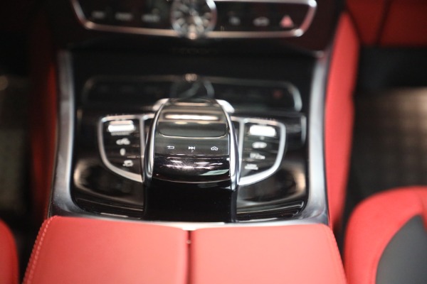 Used 2021 Mercedes-Benz G-Class AMG G 63 for sale $165,900 at Miller Motorcars Aston Martin in Greenwich CT 06830 25