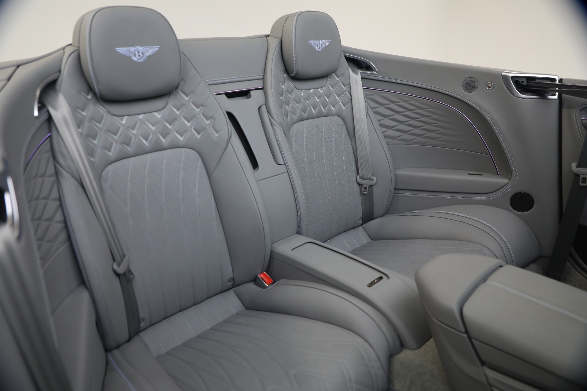 2026 Bentley Continental GTC Azure - Photo 32