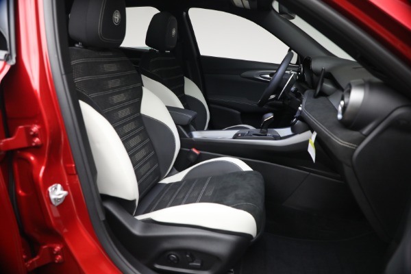 New 2026 Alfa Romeo Tonale Sport Speciale for sale $48,681 at Miller Motorcars Aston Martin in Greenwich CT 06830 16
