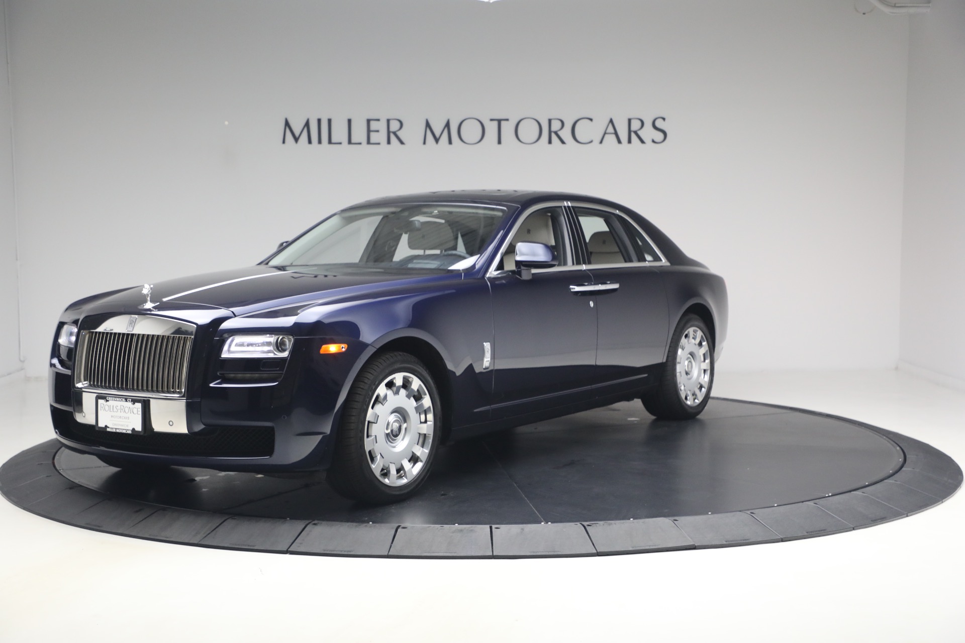 Used 2014 Rolls-Royce Ghost for sale $139,900 at Miller Motorcars Aston Martin in Greenwich CT 06830 1