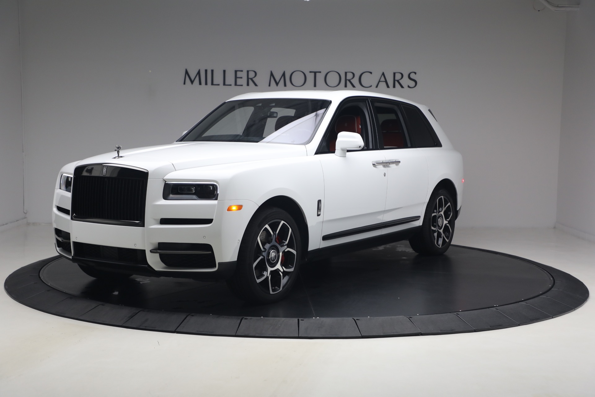 Used 2021 Rolls-Royce Black Badge Cullinan for sale $289,900 at Miller Motorcars Aston Martin in Greenwich CT 06830 1