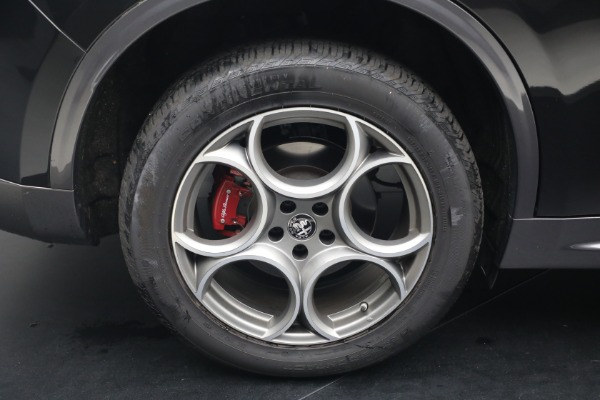 Used 2022 Alfa Romeo Stelvio TI for sale $27,900 at Miller Motorcars Aston Martin in Greenwich CT 06830 24