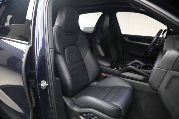 Used 2024 Porsche Cayenne S for sale $79,900 at Miller Motorcars Aston Martin in Greenwich CT 06830 19