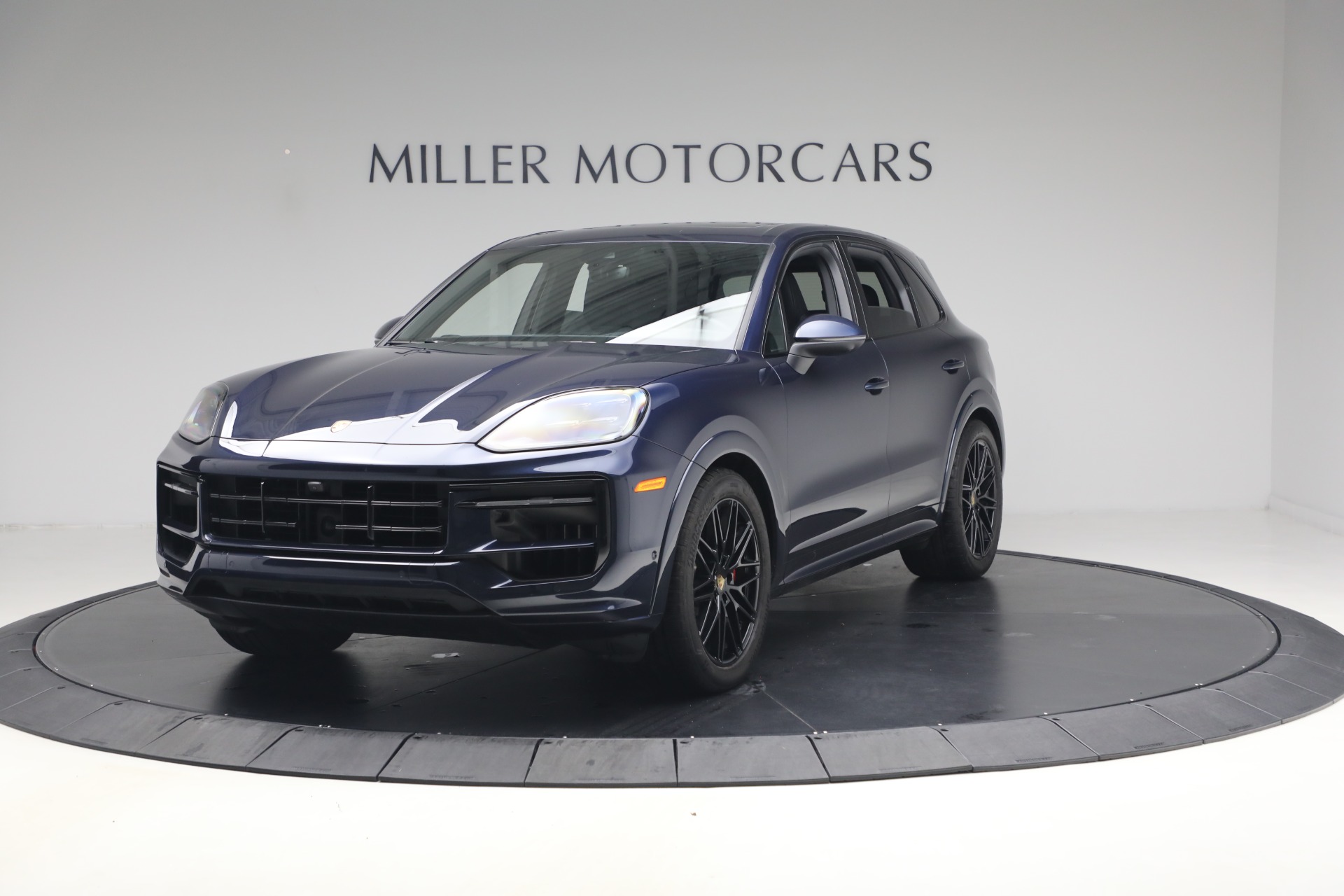 Used 2024 Porsche Cayenne S for sale $79,900 at Miller Motorcars Aston Martin in Greenwich CT 06830 1